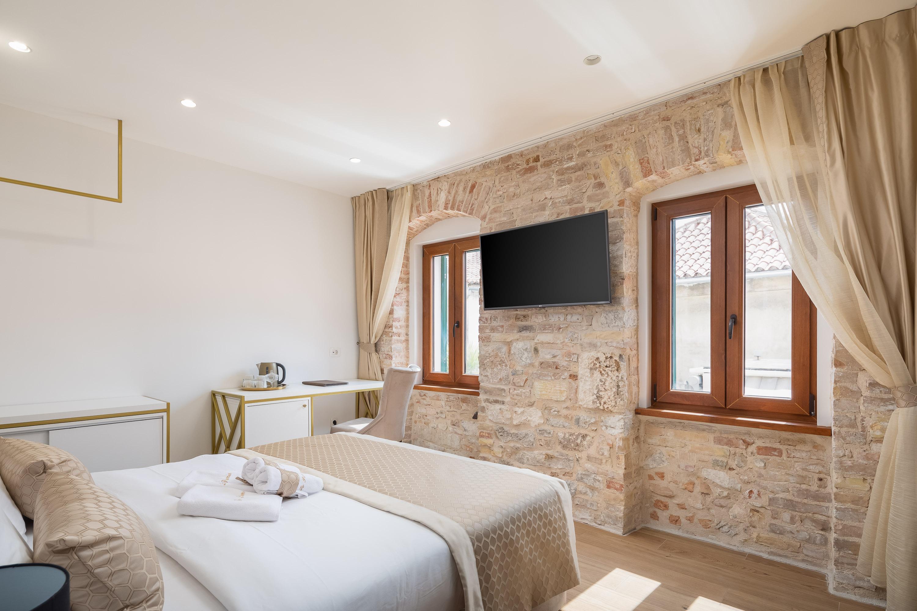Le Premier Luxury Rooms Split Eksteriør billede