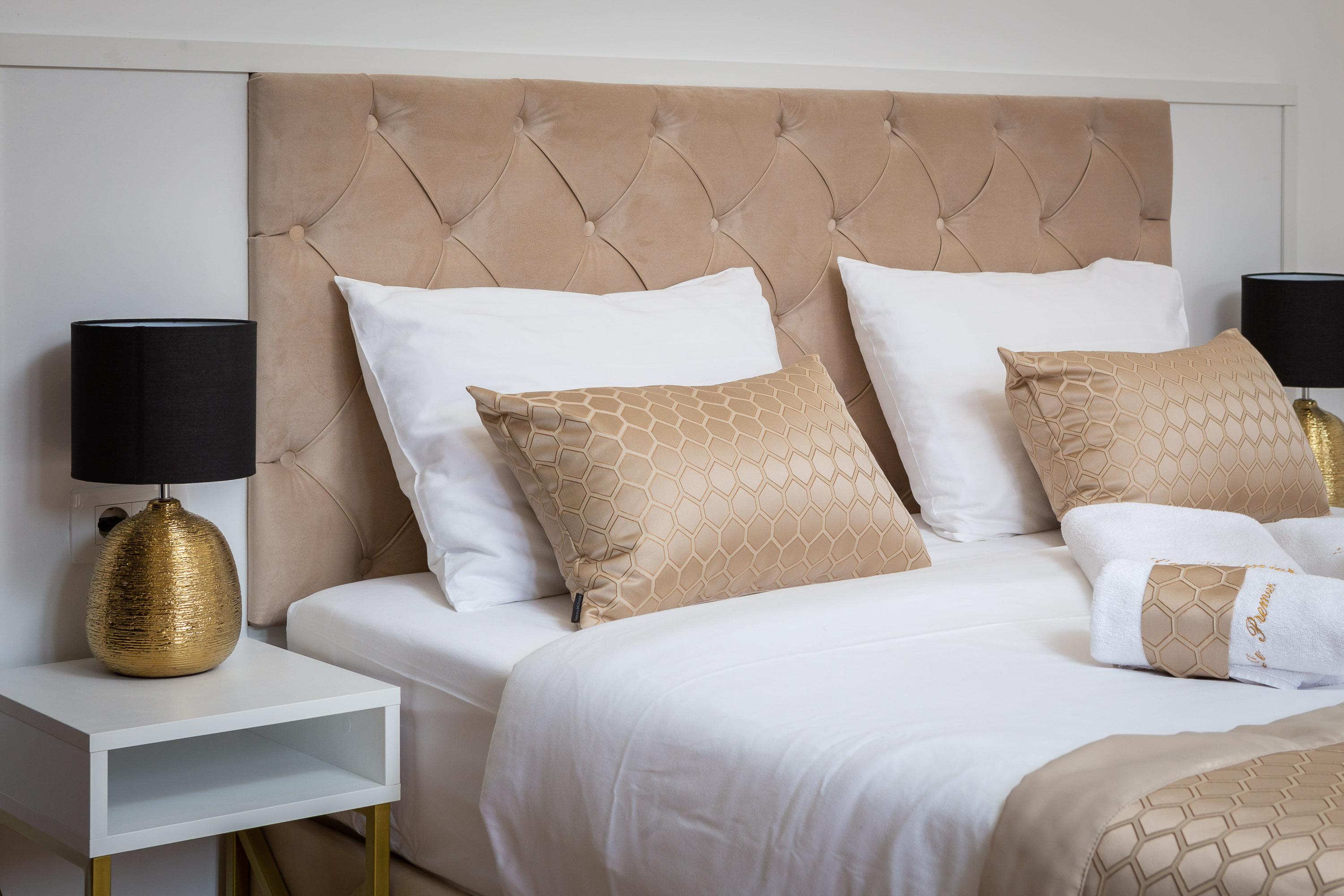 Le Premier Luxury Rooms Split Eksteriør billede