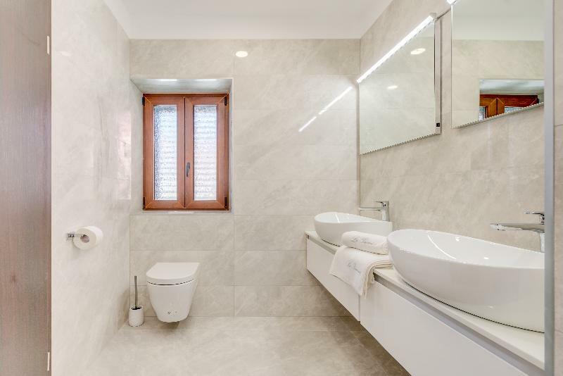 Le Premier Luxury Rooms Split Eksteriør billede